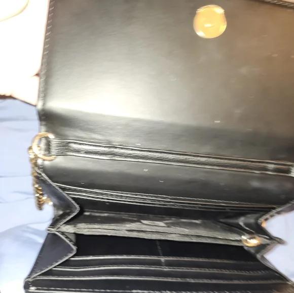 Anne Klein crossbody with Beautiful detailing. - Picture 2 of 4